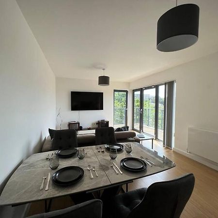 2 Bedroom Modern City Centre Bournemouth Apartment 본머스 외부 사진